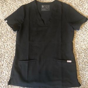 Figs three pocket scrub top
